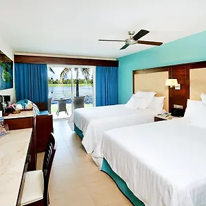 Hotel Premium Level At Barcelo Palace, Bávaro